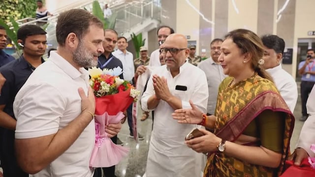 Rae Bareli MP Rahul Gandhi reached his parliamentary constituency (photo:SNS)