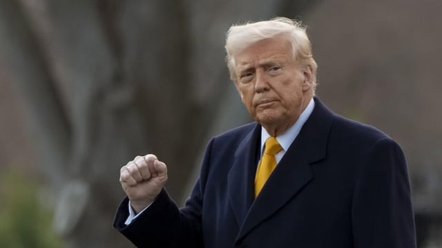 Donald Trump faces ethics scrutiny over $TRUMP coin dinner for top investors, senators demand probe