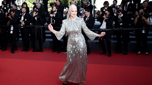 Dame Helen Mirren said exercising did not have to mean joining a gym and could instead be taking a short walk