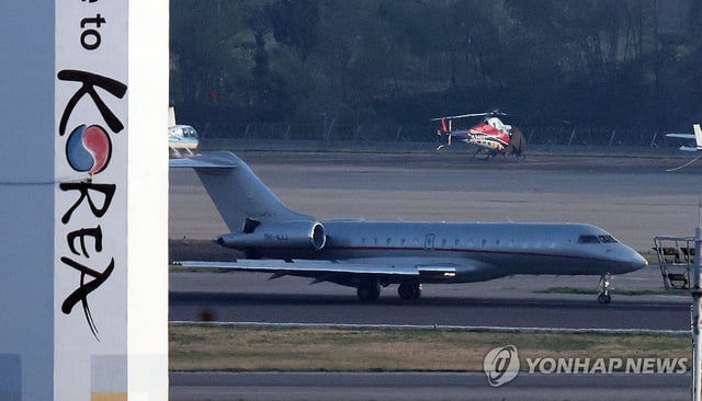 A VistaJet 9H-VJJ aircraft carrying Donald Trump Jr. arrives at Gimpo International Airport in Seoul on April 29, 2025. (Yonhap)