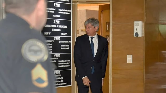 El juicio contra el exjuez Walter Bento atraviesa la etapa de alegatos.