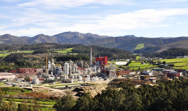 Biofábrica de Ence en Navia.