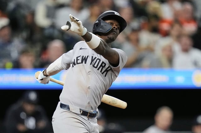 Yankees&#39; Jazz Chisholm Jr. left Tuesday&#39;s game with an injury.