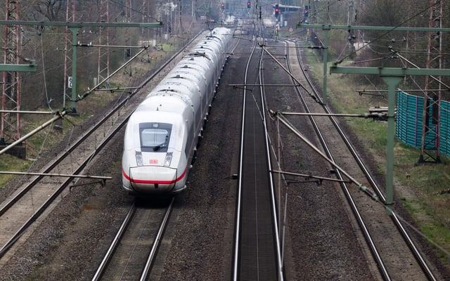 Ein ICE der Deutschen Bahn (Symbolbild)
