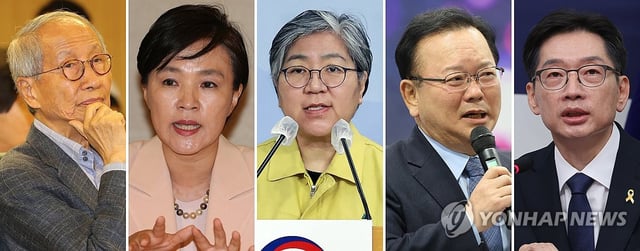 This undated composite photo shows chairs of the Democratic Party's election committee: (From L to R) former Environment Minister Yoon Yeo-joon, former Justice Minister Kang Kum-sil, former Korea Disease Control and Prevention Agency Commissioner Jeong Eun-kyeong, former Prime Minister Kim Boo-kyum, and former South Gyeongsang Province Gov. Kim Kyung-soo. (Yonhap)