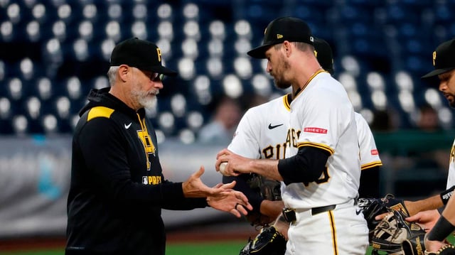 Pittsburgh Pirates manager Derek Shelton, left, removes pitcher Andrew Heaney from the game in the fifth inning against the Chicago Cubs at PNC Park on Tuesday, April 29, 2025, in Pittsburgh. (Justin K. Aller/Getty Images/TNS)