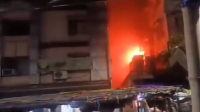 Kolkata hotel fire: 14 dead, 13 injured as fire sweeps through Rituraj Hotel in Burrabazar