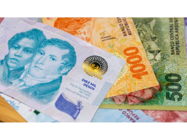 Jubilados de la mínima: ¿Cuánto cobrarán en mayo con el nuevo aumento y el bono de $70.000?