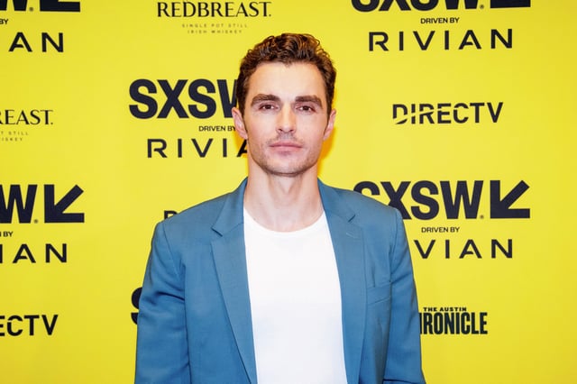 Dave Franco&#39;s magician-action series &#34;Now You See Me&#34; promoted its third installment by giving out money to fans.