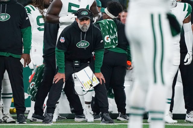 No stranger to adversity, Jeff Ulbrich went 3-9 as the New York Jets' interim head coach in 2024.