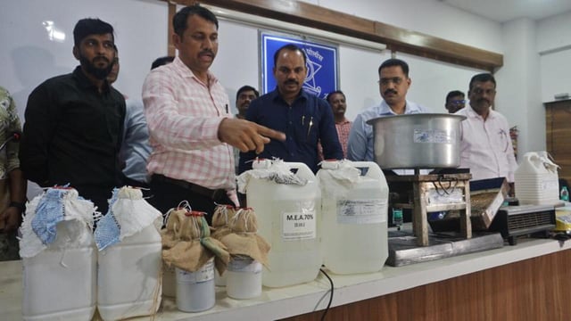 Thane, India - April 30, 2025: The Thane Anti-Narcotics Squad has taken action against a factory manufacturing MD drugs in Ayodhya Uttar Pradesh state . In this action, three accused have been arrested and MD drugs worth ₹2 crore 30,49600 and materials used for making them have been seized from them Ê,in Thane,in Mumbai, India, on, Wednesday, April -30, 2025. ( Praful Gangurde /HT Photo )