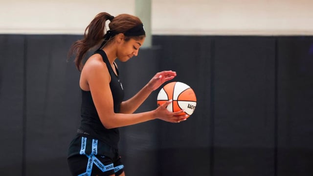 The Chicago Sky’s Angel Reese takes shots at the end of the first day of training camp, April 27, 2025, at Sachs Recreation Center in Deerfield, Illinois. (Eileen T. Meslar/Chicago Tribune/TNS)
