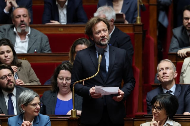 1er Mai: Marine Tondelier, Olivier Faure et François Ruffin présents à Dunkerque pour soutenir les salariés d'ArcelorMittal