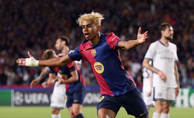 BARCELONA, SPAIN - APRIL 30: Lamine Yamal of FC Barcelona celebrates scoring his team's first goal during the UEFA Champions League 2024/25 Semi Final First Leg match between FC Barcelona and FC Internazionale Milano at Estadi Olimpic Lluis Companys on April 30, 2025 in Barcelona, Spain. (Photo by Carl Recine/Getty Images)