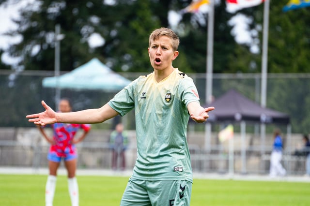Quinn ist eine Trans-Frau und spielt in Kanada Fußball, auch für die Nationalmannschaft. In England wäre das nicht mehr möglich.