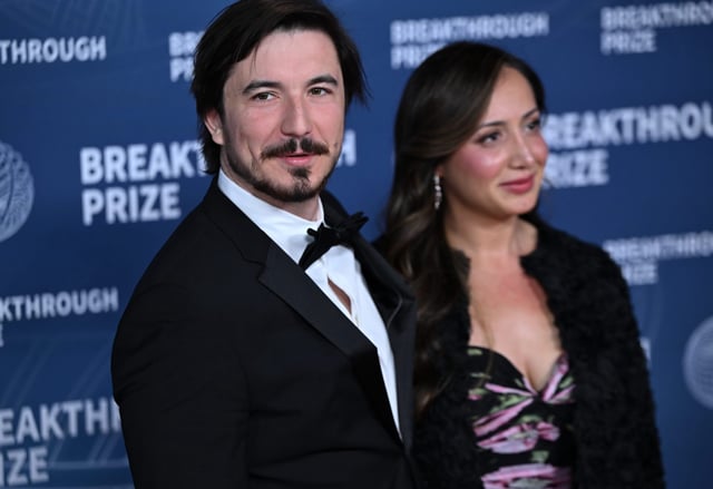 Robinhood CEO Vlad Tenev (left) and his wife Celina (right)