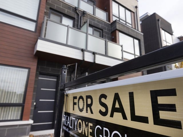 Royal LePage predicts that Edmonton’s average price of a home will increase nine per cent by the end of 2025 to nearly $503,000.