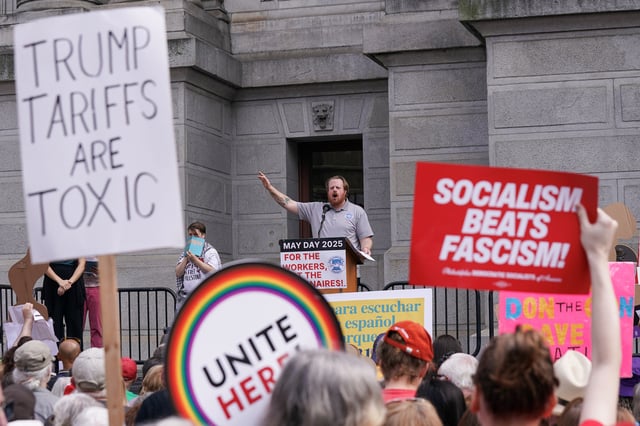 Daniel P. Bauder, President of the Philadelphia Council AFL-CIO speaks during a May Day Strong - 'For the Workers, Not the Billionaires' rally, in Philadelphia, Pennsylvania, U.S., May 1, 2025. REUTERS/Sarah Silbiger