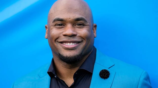 Former Panthers wide receiver and now commentator Steve Smith Sr. before the game between the Carolina Panthers and Baltimore Ravens at Bank of America Stadium.