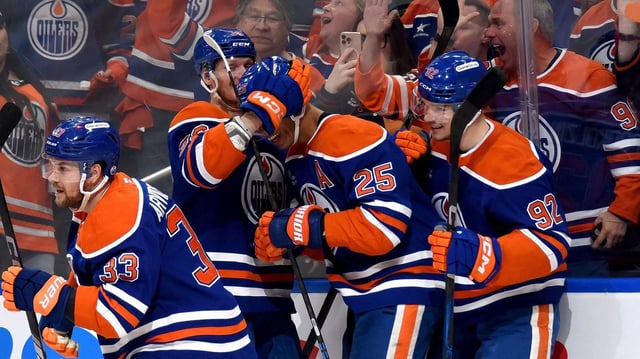Die Edmonton Oilers jubeln