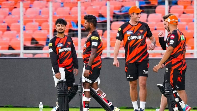 Did SRH start to doubt their aggressive batting approach? Matthew Hayden reacts