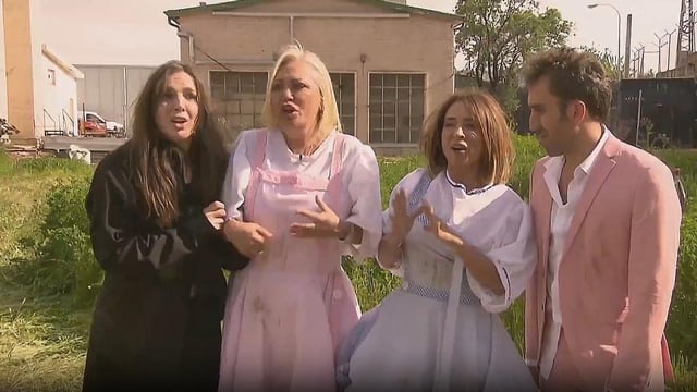 La cadena pública ha pospuesto dos veces el desfile inaugural del programa: por la muerte del Papa y por el gran apagón