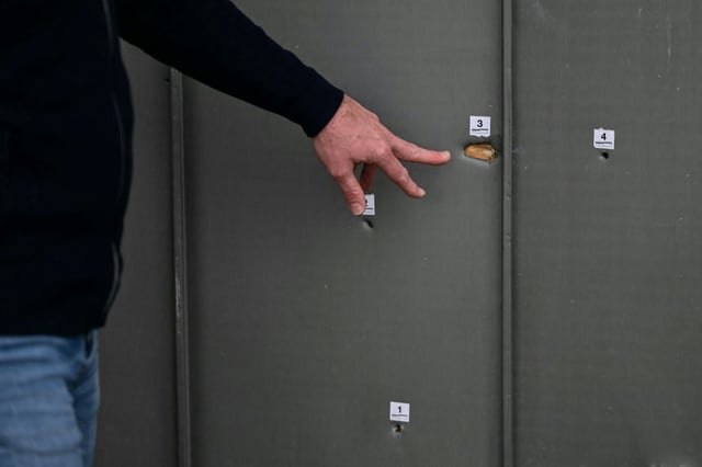 French investigators said a series of coordinated attacks on prisons had been carried out by drug traffickers