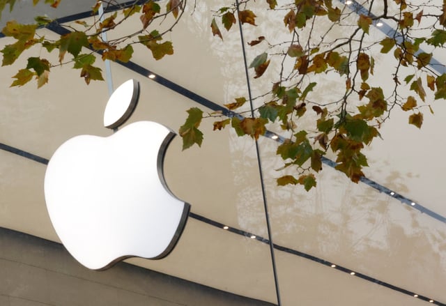 The Apple Inc logo is seen at the entrance to the Apple store in Brussels, Belgium November 28, 2022. REUTERS/Yves Herman