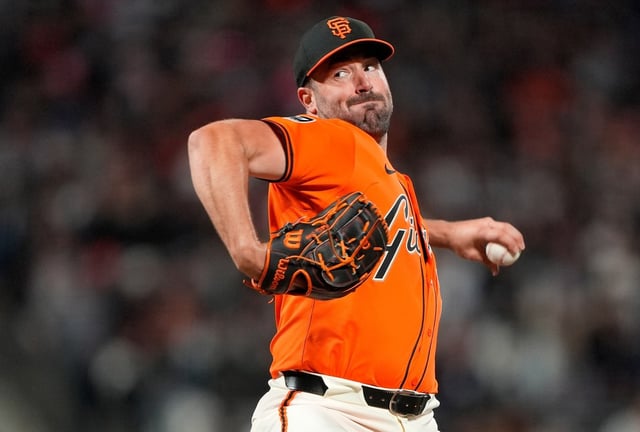 SAN FRANCISCO, CALIFORNIA – MAY 02: Robbie Ray #38 of the San Francisco Giants pitches against the Colorado Rockies in the top of the six inning at Oracle Park on May 02, 2025 in San Francisco, California. (Photo by Thearon W. Henderson/Getty Images)