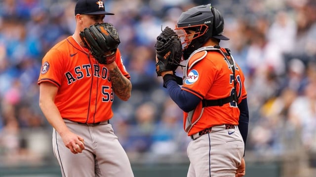 Apr 27, 2025; Kansas City, Missouri, USA; Houston Astros catcher Yainer Diaz (21) and Houston Astros pitcher Hunter Brown (58) talk on the mound during the second inning against the Kansas City Royals at Kauffman Stadium. Mandatory Credit: William Purnell-Imagn Images