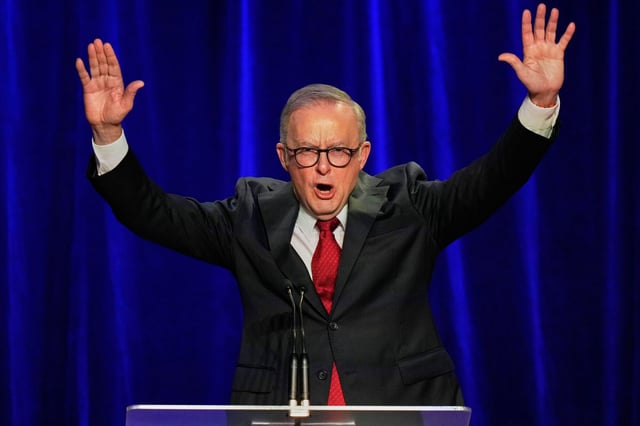Anthony Albanese, celebra su victoria en las elecciones de Australia.