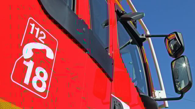 Les pompiers et les gendarmes sont intervenus au domicile de l’enseignant décédé, à La Flèche.