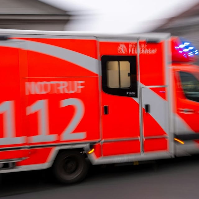Rapper Samra bei einem Konzert (2024)