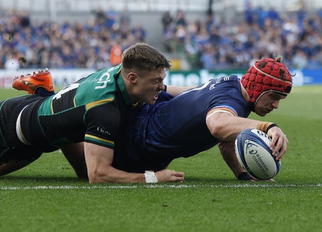 Rugby Union - European Champions Cup - Semi Final - Leinster v Northampton Saints - Aviva Stadium, Dublin, Ireland - May 3, 2025 Leinster's Josh van der Flier scores a try REUTERS/Clodagh Kilcoyne