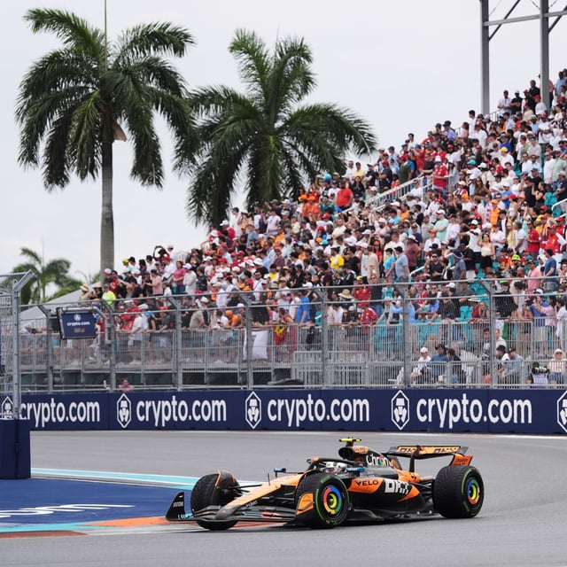 McLaren-Fahrer Lando Norris auf der Formel-1-Strecke in Miami