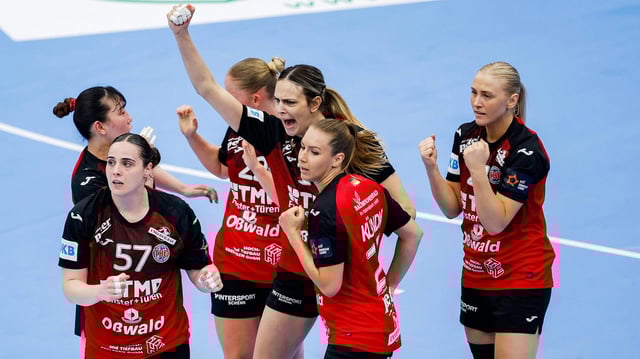 Natsuki Aizawa, Josefine Hanfland, Anika Niederwieser, Kerstin Kündig und Ida Gullberg