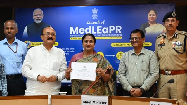 Delhi chief minister Rekha Gupta with minister Ashish Sood, Police Commissioner Sanjay Arora and chief secretary Dharmendra, at the launch of MedLEaPR at the Delhi Secretariat on Sunday. (Vipin Kumar/HT Photo)