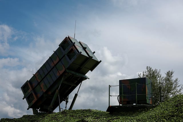 A launcher of a Patriot air defence system of the Ukrainian Air Forces is seen on the ground, amid Russia's attack on Ukraine, in an undisclosed location, Ukraine August 4, 2024. REUTERS/Valentyn Ogirenko/File Photo