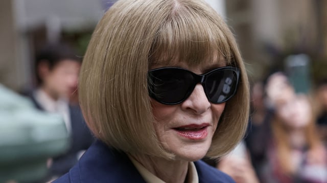 At the Met Gala, Anna Wintour's influence extends to the menu, where she has banned items like garlic and more. REUTERS/Caitlin Ochs