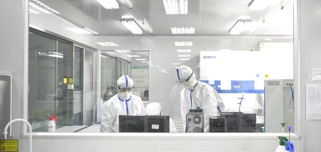 Ein Labor in Wuhan, China, Februar 2020