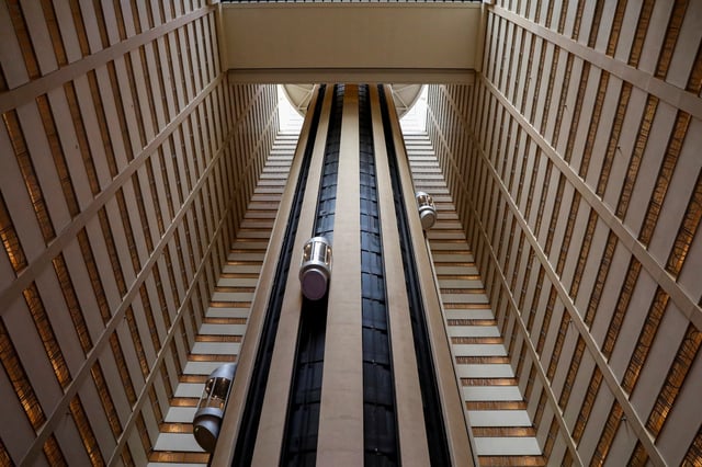 A view inside the lobby of the Marriott Marquis hotel in Times Square in New York City, U.S., November 8, 2017. REUTERS/Brendan McDermid/File photo