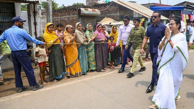 West Bengal chief minister Mamata Banerjee meets families of violence victims in Murshidabad on Tuesday. (AITC)