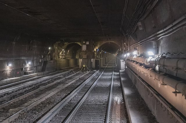 Repairs of the East River tunnels are set to begin Friday.