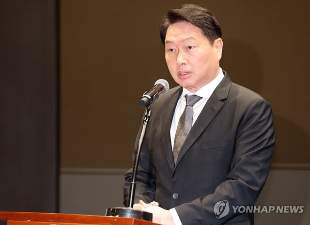 SK Group Chairman Chey Tae-won speaks during a press conference in Seoul on May 7, 2025. (Pool photo) (Yonhap)