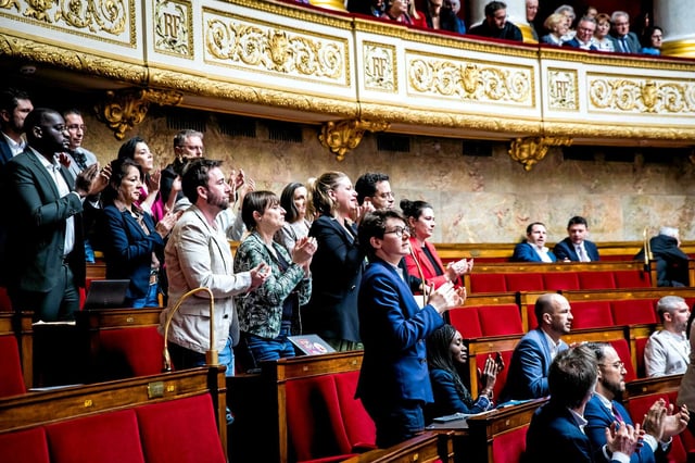 Des députés de La France insoumise, sur les bancs de l'Assemblée nationale, le 9 avril 2025.
