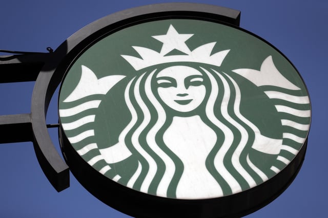 Fotografía de archivo del logotipo de Starbucks. EFE/ Sashenka Gutiérrez