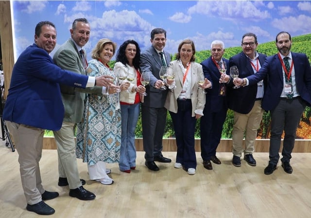 Conchi Cedillo, presidenta de la Diputación de Toledo, con Miguel Ángel Valverde, presidente de la de Ciudad Real