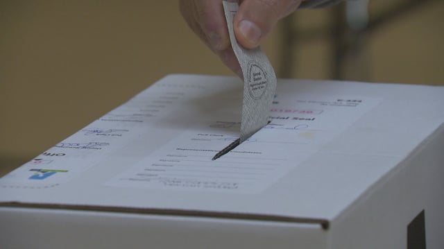 Sask's NDP have introduced a bill that would change the province's referendum legislation, making it more difficult for citizens to put forward a petition to separate from Canada. 