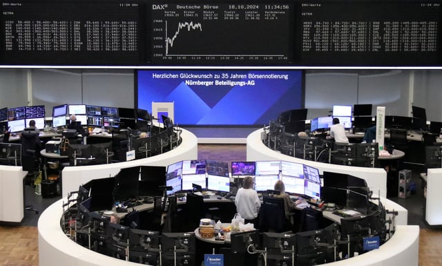 The German share price index DAX graph is pictured at the stock exchange in Frankfurt, Germany, October 18, 2024. REUTERS/Staff/File Photo