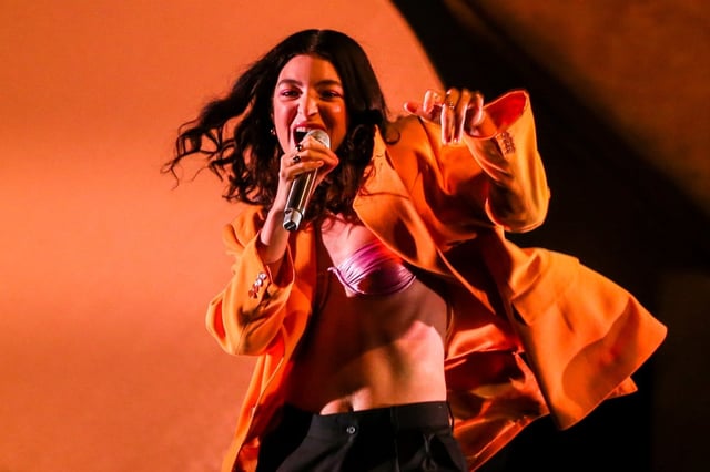 SAN FRANCISCO, CALIFORNIA –  MAY 3: Lorde performs in concert at the Bill Graham Civic Auditorium in San Francisco, Calif., on Tuesday, May 3, 2022. (Ray Chavez/Bay Area News Group)
